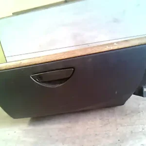 LANCIA Phedra Kesztyűtartó cd tárral bontott alkatrész Bestseller