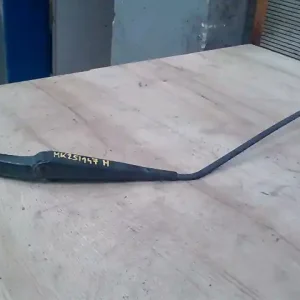 Bestseller LANDROVER DISCOVERY I. 94-99 Ablaktörlő kar hátsó bontott alkatrész