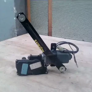 LANDROVER DISCOVERY I. 94-99 Ablaktörlő motor hátsó bontott alkatrész Gyors szállítás