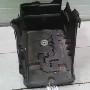 LANDROVER FREELANDER 2006-2014 Akkumulátor tartó bontott alkatrész Biztonságos vásárlás