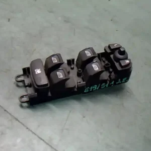 Biztonságos vásárlás LANDROVER FREELANDER 2006-2014 Jobb első ablakemelő kapcsoló bontott alkatrész