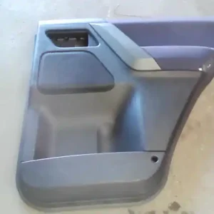 Vedd meg most LANDROVER FREELANDER 2006-2014 Jobb hátsó ajtó kárpit bontott alkatrész