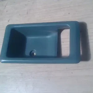 Azonnali szállítás LANDROVER FREELANDER 98-04 Bal első kilincsburkolat bontott alkatrész