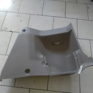 Alacsony ár LANDROVER FREELANDER 98-04 Csomagtér burkolat jobb hátsó bontott alkatrész