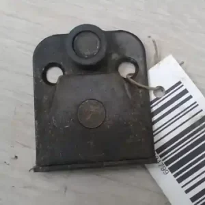 Akció LANDROVER FREELANDER 98-04 Csomagtérajtó zár ütköző bontott alkatrész