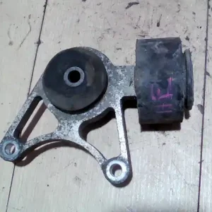 Újdonság LANDROVER FREELANDER 98-04 Tartóbak jobb hátsó differenciálmű bontott alkatrész