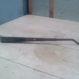 Népszerű MAHINDRA S5 2007-2009 Ablaktörlő kar jobb első bontott alkatrész