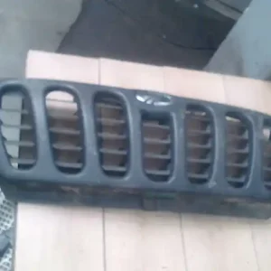 Ajánlat MAHINDRA S5 2007-2009 Hűtőrács díszrács bontott alkatrész