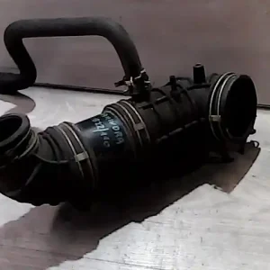 Ne maradj le MAHINDRA S5 2007-2009 Légszűrőház cső bontott alkatrész