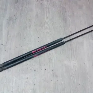 Ingyenes szállítás MAN TGL 12.240 4x2 BL Motorháztető kitámasztó teleszkóp pár teherautó bontott alkatrész