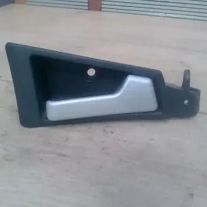 MAN TGL12.210 4X2BL Jobb első belső kilincs bontott alkatrész Utolsó esély