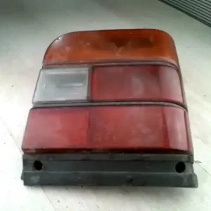 MARUTI 800 Bal hátsó lámpa bontott alkatrész Szezonális akció