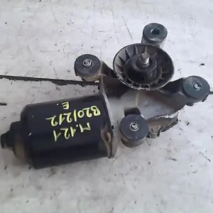 Akciós ár MAZDA 121 90.12.01-96.02.28 Ablaktörlő motor első bontott alkatrész