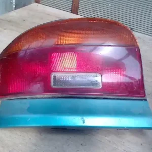 Vedd meg most MAZDA 121 90.12.01-96.02.28 Bal hátsó lámpa 4 ajtós bontott alkatrész