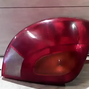 Azonnal elérhető MAZDA 121 96- Jobb hátsó lámpa bontott alkatrész