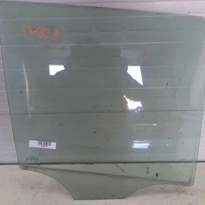 Szezonális akció MAZDA 2 03.04-07.11 Jobb hátsó ajtóüveg zöld 5 ajtósbontott alkatrész