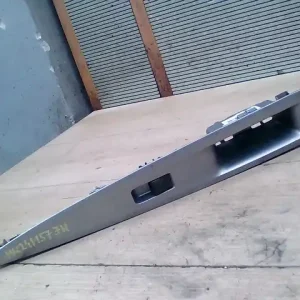 Vedd meg online MAZDA 2 03.04-07.11 Jobb hátsó ablakemelő kapcsoló egyterű bontott alkatrész