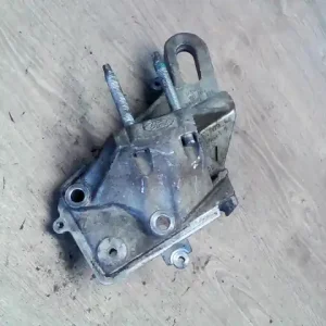 Szuper ajánlat MAZDA 2 03.04-07.11 Motortartó bak bontott alkatrész