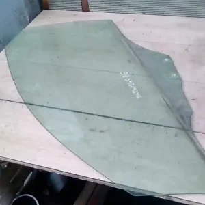 Ajánlat MAZDA 3 03.10-06.06 Bal első ajtóüveg 5 ajtós bontott alkatrész