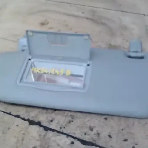 Alacsony ár MAZDA 3 03.10-06.06 Bal napellenző bontott alkatrész