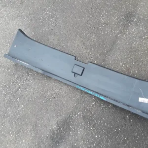 Újdonság MAZDA 3 03.10-06.06 Csomagtérajtó burkolat alsó bontott alkatrész