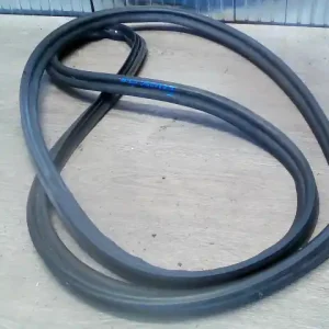 Vedd meg online MAZDA 3 03.10-06.06 Csomagtérajtó kéder gumi bontott alkatrész