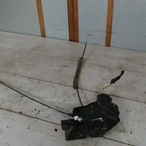 Árcsökkenés MAZDA 3 06.07-09.04 Jobb első ajtó zárszerkezet központizáras bontott alkatrész