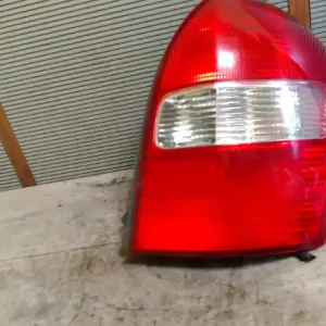 Rendeld meg most MAZDA 323 2001.02.01-2003.12.31 Jobb hátsó lámpa kombi bontott alkatrész