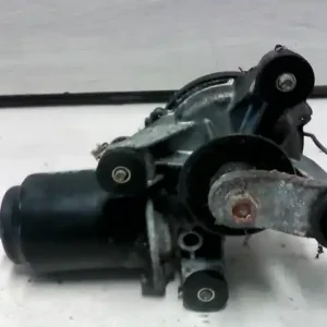 Vedd meg most MAZDA 323 98-01 Ablaktörlő motor első 4 vezetékes bontott alkatrész