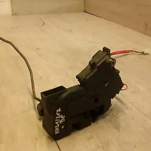 Ajánlat MAZDA 323 F Bal első ajtó zárszerkezet központi záras bontott alkatrész