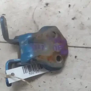 Végkiárusítás MAZDA 323F 98-04 Bal első felső ajtózsanér bontott alkatrész