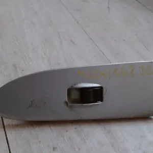 Akció MAZDA 323F 98-04 Jobb első ablakemelő kapcsoló bontott alkatrész