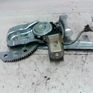 Akciós ár MAZDA 323F 98-04 Jobb hátsó ablakemelő szerkezet elektromos kombi bontott alkatrész