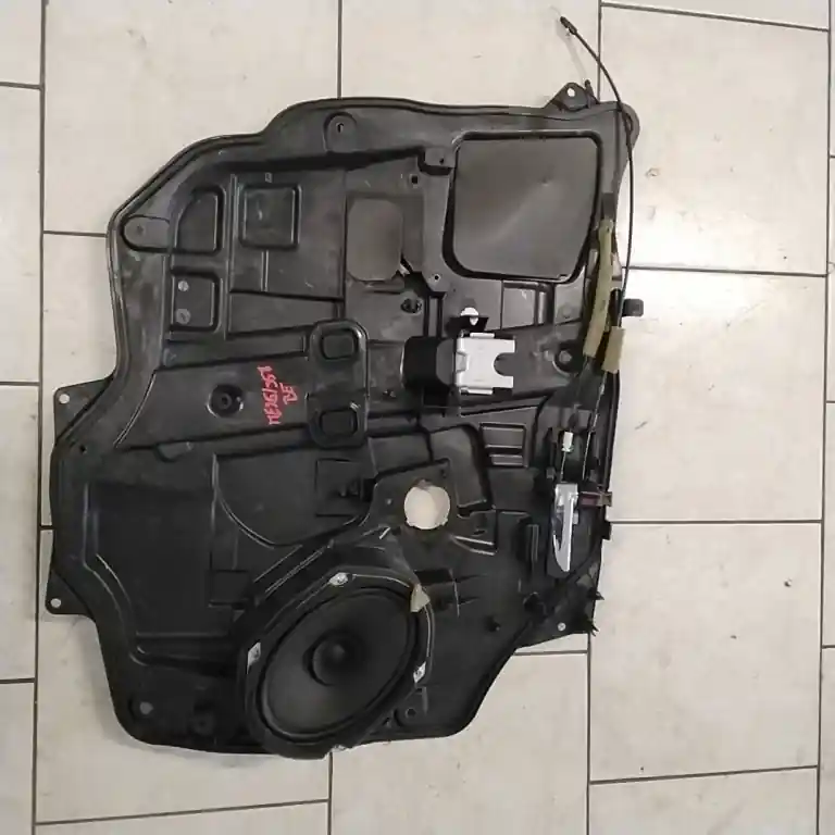 Újdonság MAZDA 5 (CR19) 2008.02.01-2010.08.31 Burkolat bal első bontott alkatrész