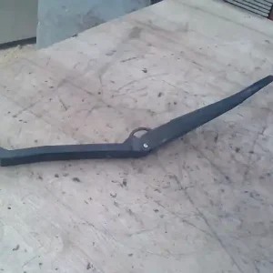 Árengedmény MAZDA 6 02-05 Ablaktörlő kar jobb első bontott alkatrész