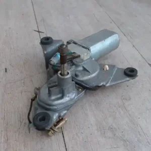 Árcsökkenés MAZDA 6 02-05 Ablaktörlő motor hátsó 5 ajtós bontott alkatrész