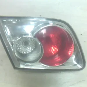 Szezonális akció MAZDA 6 02-05 Bal belső hátsó lámpa 5 ajtósbontott alkatrész