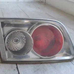 Ajánlat MAZDA 6 02-05 Bal belső hátsó lámpa kombi bontott alkatrész