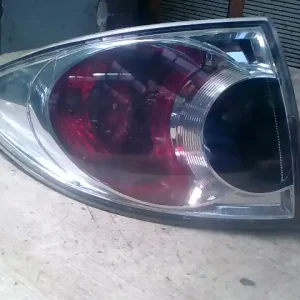 Árcsökkenés MAZDA 6 02-05 Bal külső hátsó lámpa kombi bontott alkatrész