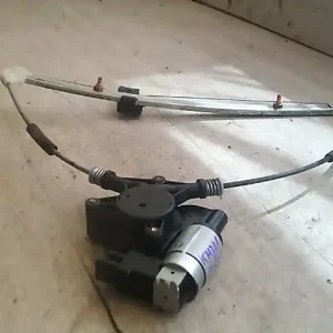 Szuper ajánlat MAZDA 6 02-05 Jobb hátsó ablakemelő szerkezet elektromos bontott alkatrész