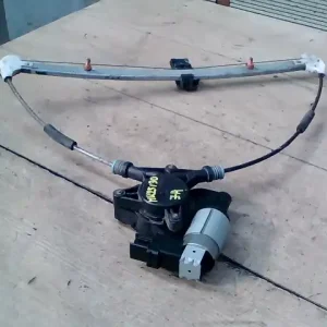 Szuper ajánlat MAZDA 6 02-05 Jobb hátsó ablakemelő szerkezet elektromos kombi bontott alkatrész