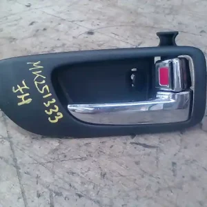 Újdonság MAZDA 6 02-05 Jobb hátsó belső kilincs bontott alkatrész