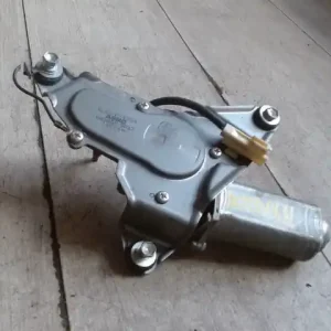 Újdonság MAZDA 6 05-08 Ablaktörlő motor hátsó 4 ajtós bontott alkatrész