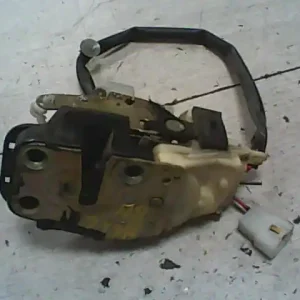 Árcsökkenés MAZDA 626 00.08-02.12 Bal hátsó ajtó zárszerkezet központi záras bontott alkatrész