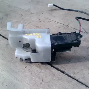 Akciós ár MAZDA Demio 2000- Jobb hátsó ajtó zárszerkezet központi záras 5 ajtós bontott alkatrész