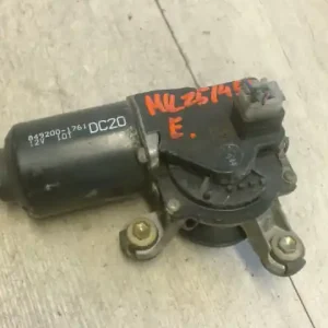 Utolsó esély MAZDA DEMIO 98.08-00.05 Ablaktörlő motor első bontott alkatrész