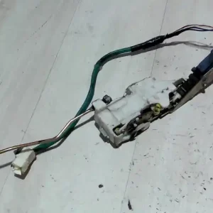 Szuper ajánlat MAZDA DEMIO 98.08-00.05 Bal első ajtó zárszerkezet központi záras bontott alkatrész