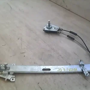 Azonnal elérhető MAZDA DEMIO 98.08-00.05 Jobb első ablakemelő szerkezet mechanikus bontott alkatrész