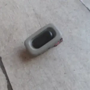 Szuper ajánlat MAZDA DEMIO 98.08-00.05 Jobb hátsó ablakemelő kapcsoló bontott alkatrész