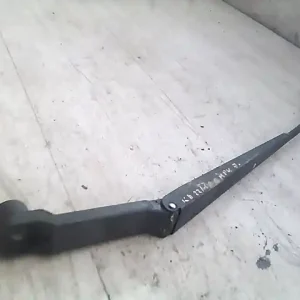 Vedd meg online MAZDA MPV 99-05 Ablaktörlő kar jobb első bontott alkatrész